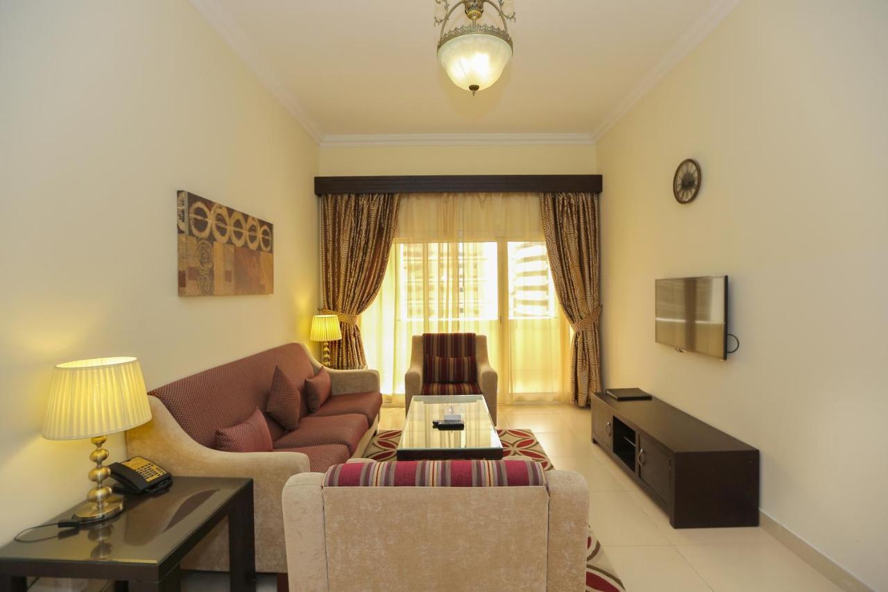 Ivory Grand Hotel Apartments Дубай Екстер'єр фото