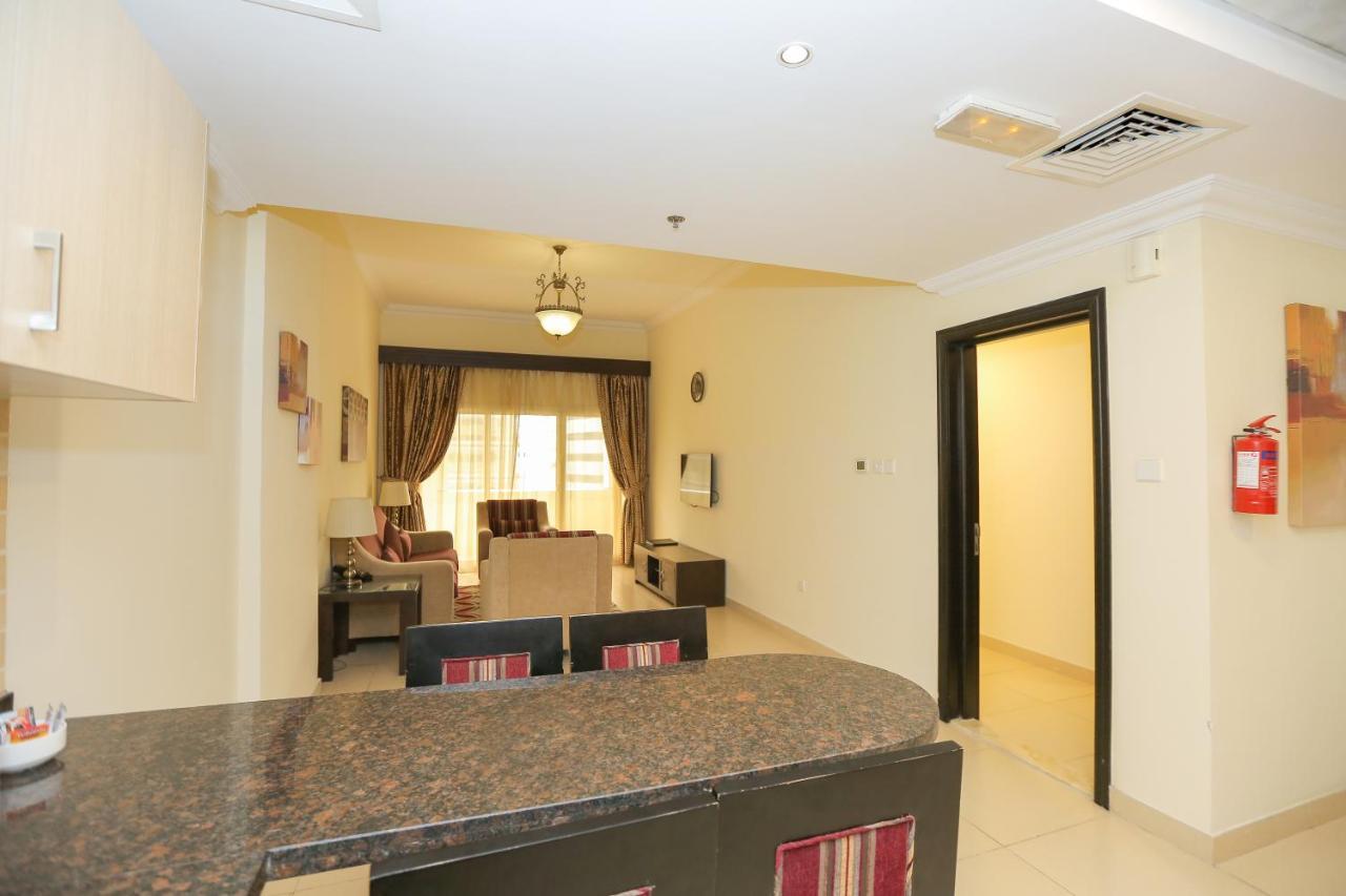 Ivory Grand Hotel Apartments Дубай Екстер'єр фото