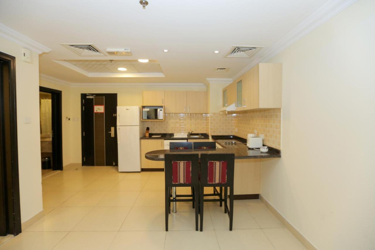 Ivory Grand Hotel Apartments Дубай Екстер'єр фото