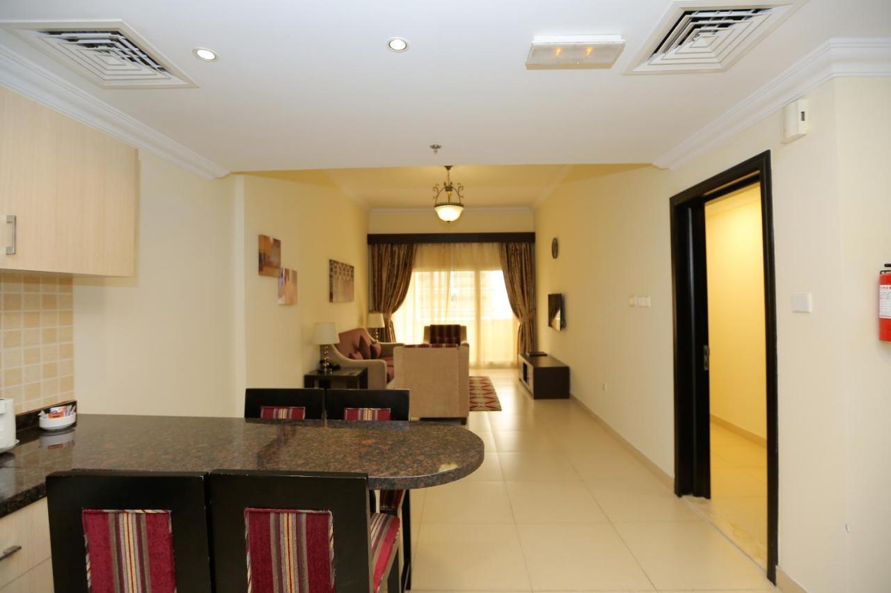 Ivory Grand Hotel Apartments Дубай Екстер'єр фото