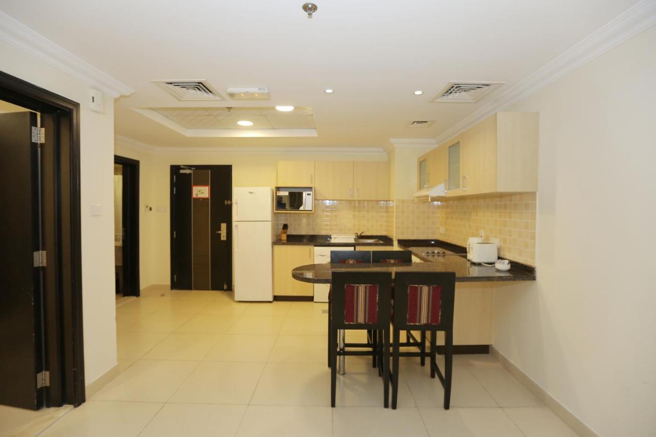 Ivory Grand Hotel Apartments Дубай Екстер'єр фото