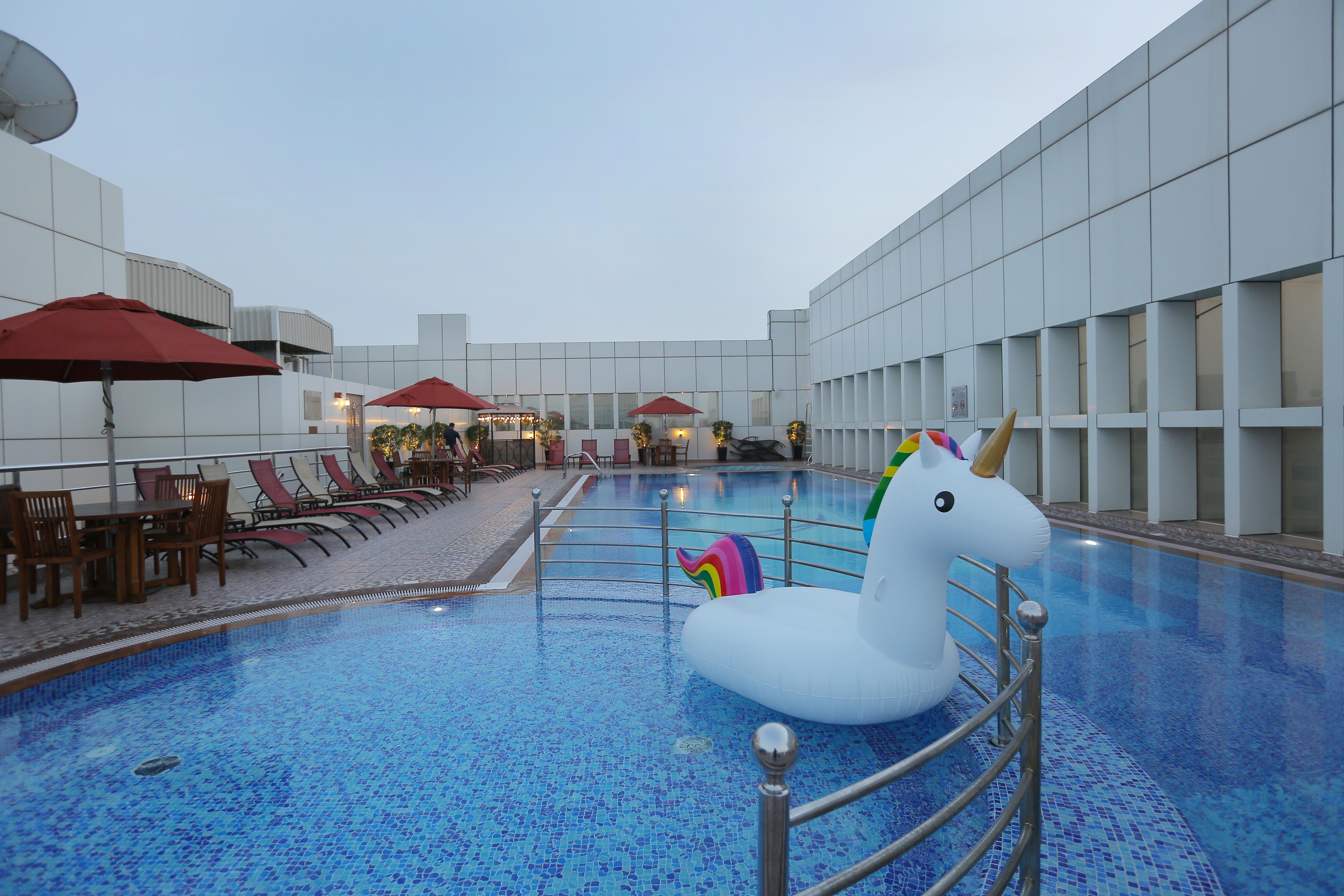 Ivory Grand Hotel Apartments Дубай Екстер'єр фото