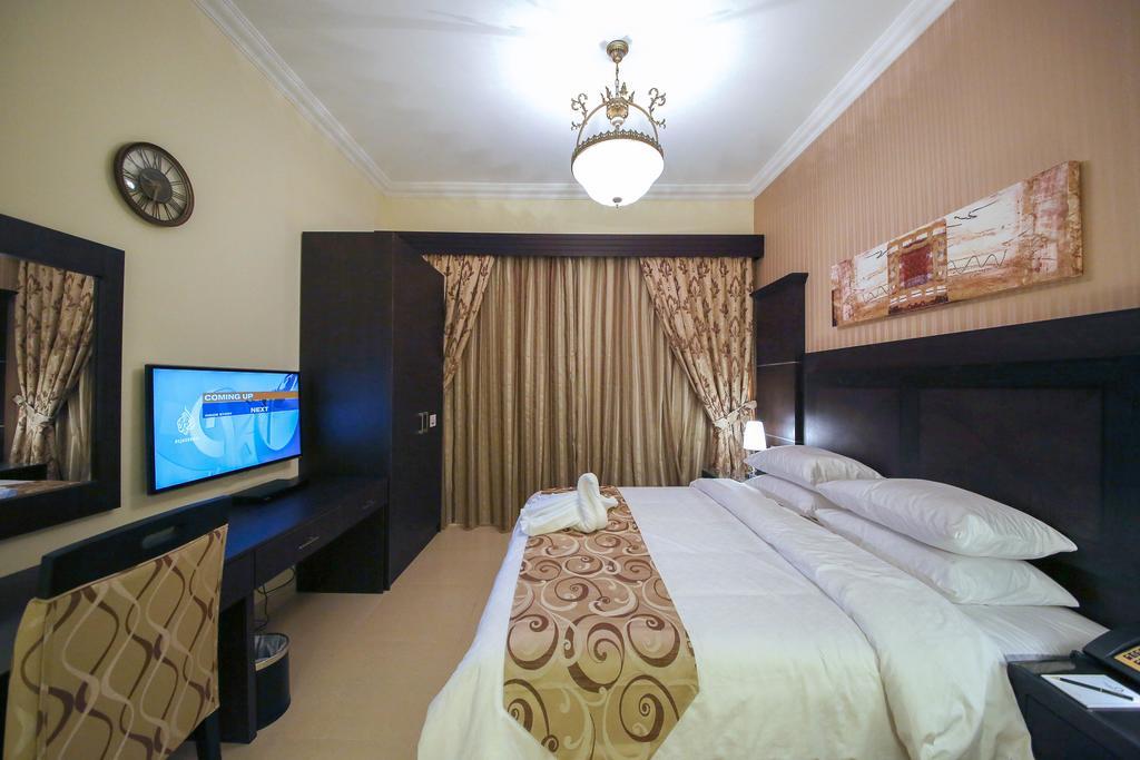 Ivory Grand Hotel Apartments Дубай Екстер'єр фото