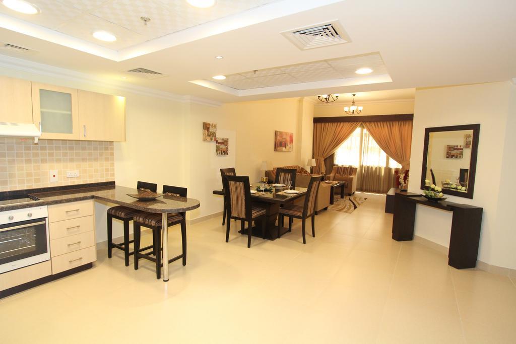Ivory Grand Hotel Apartments Дубай Екстер'єр фото