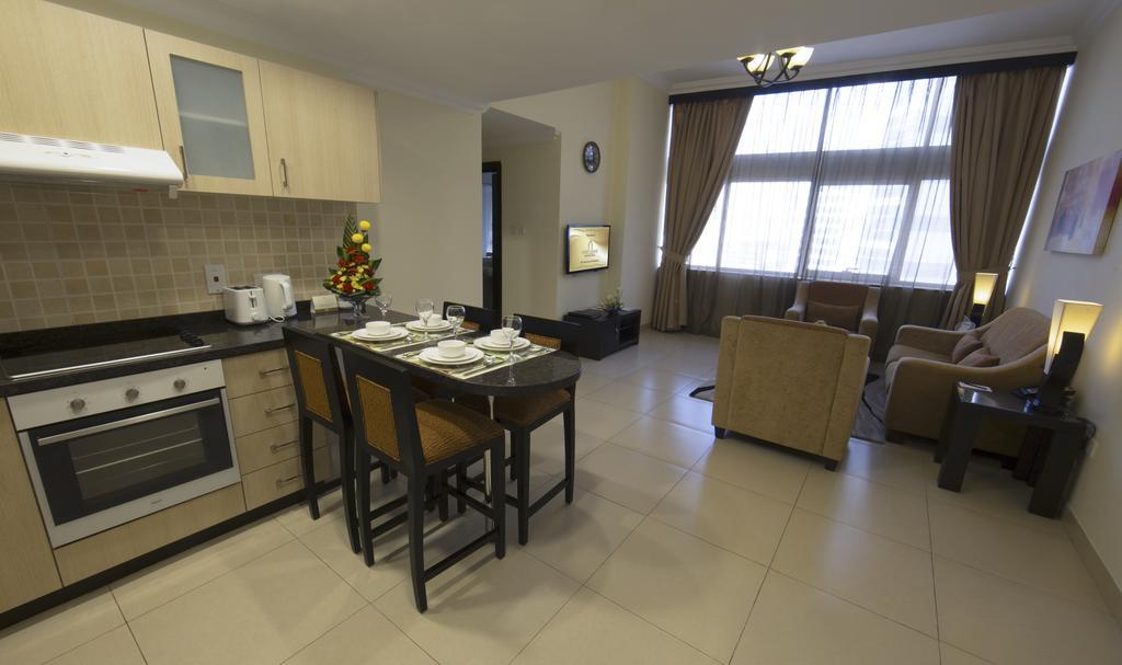 Ivory Grand Hotel Apartments Дубай Екстер'єр фото